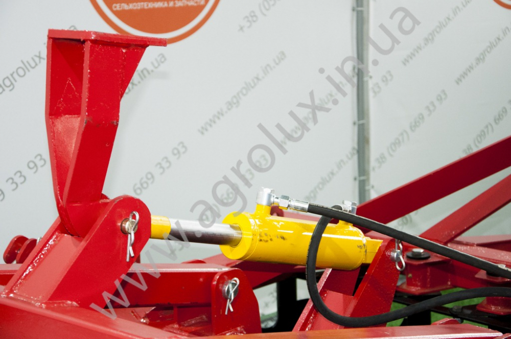 ��������� �������� ��������� 2.4 ���� �������