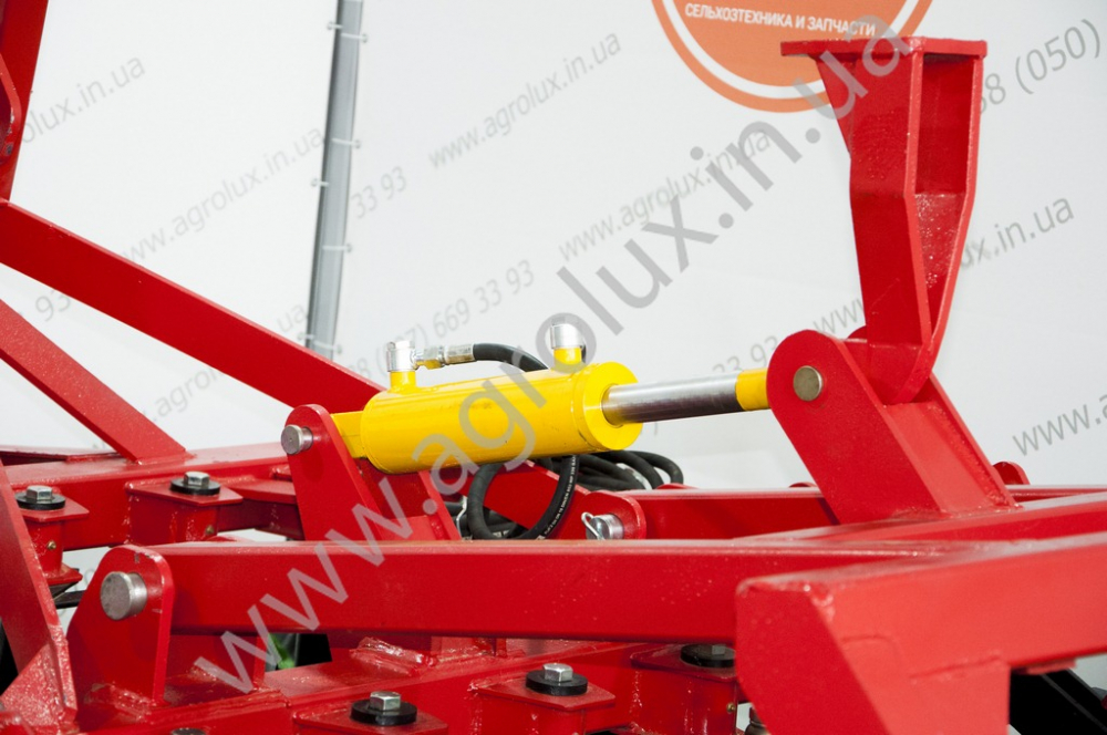 ��������� �������� ��������� 2.4 ���� �������