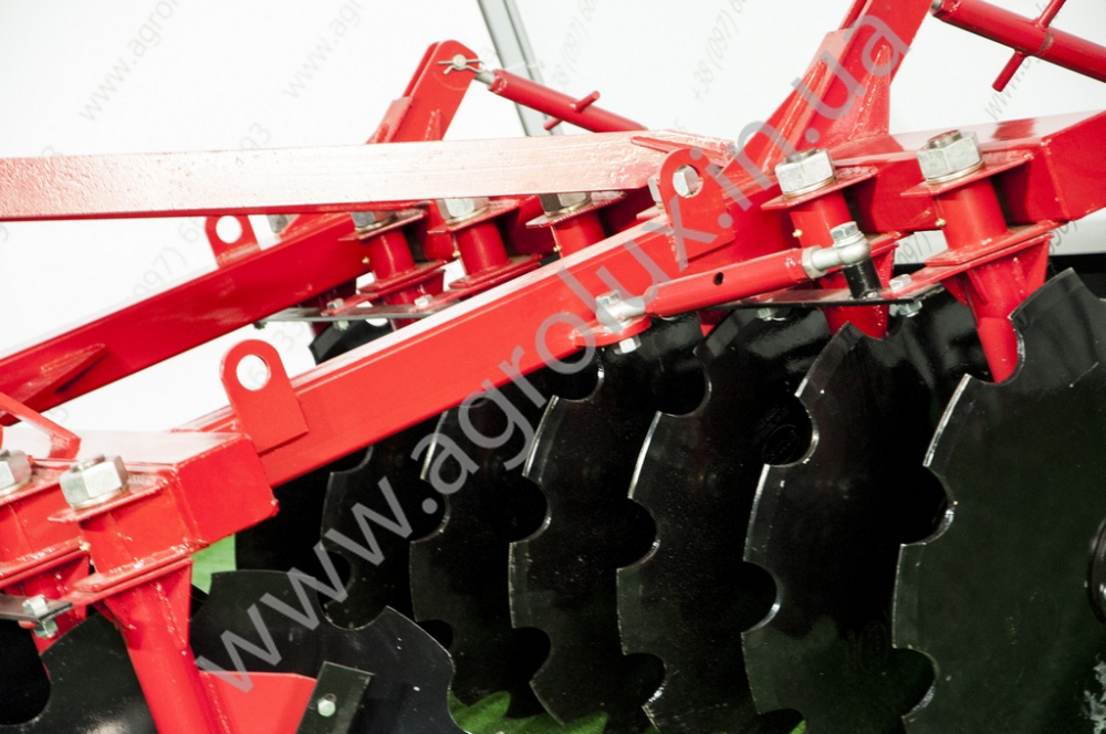 Борона дискова навісна АГ 2.4 (гайка, підшипник 7508 / 7607) Борона дискова навісна АГ 2.4 (гайка, підшипник 7508 / 7607)