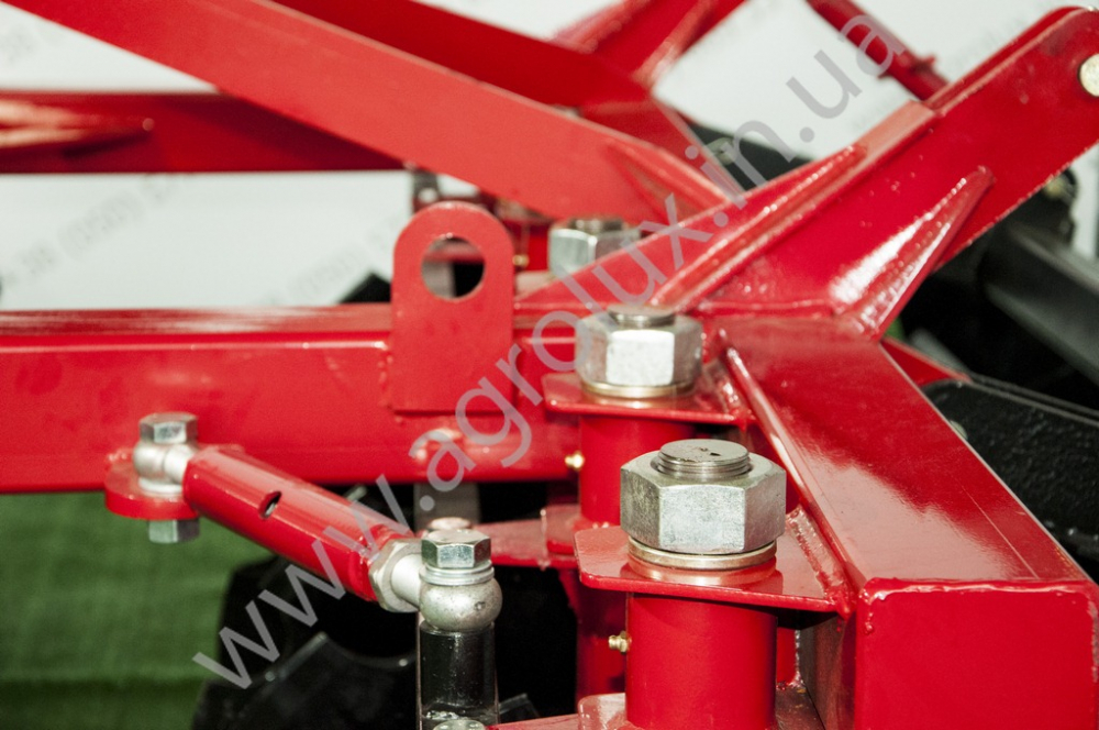 Борона дискова навісна АГ 2.4 (гайка, підшипник 7508 / 7607) Борона дискова навісна АГ 2.4 (гайка, підшипник 7508 / 7607)