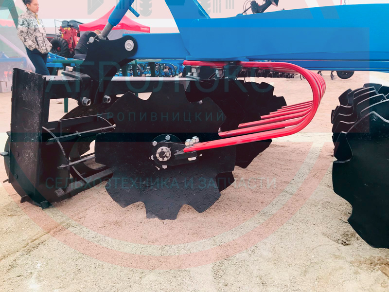 Лущильник дисковий навісний ЛДВН-3.1 Лущильник дисковий навісний ЛДВН-3.1