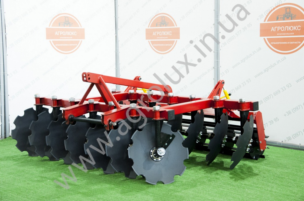 Борона дискова навісна АГ 2.4-20 (гайка) Борона дискова навісна АГ 2.4-20 (гайка)