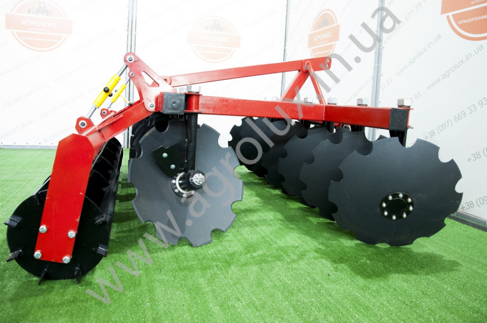 Борона дискова навісна АГ 2.4-20 (гайка) Борона дискова навісна АГ 2.4-20 (гайка)