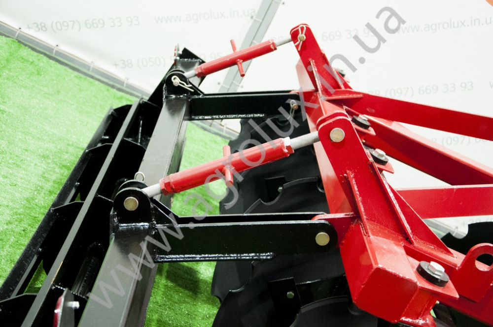 Борона дискова навісна АГ 2.1, (болт, підшипник 7508 / 7607) Борона дискова навісна АГ 2.1, (болт, підшипник 7508 / 7607)