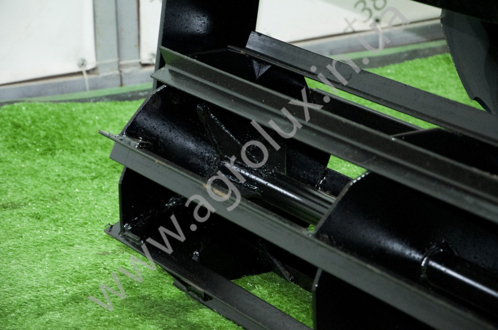 Борона дискова навісна АГ 2.1, (болт, підшипник 7508 / 7607) Борона дискова навісна АГ 2.1, (болт, підшипник 7508 / 7607)