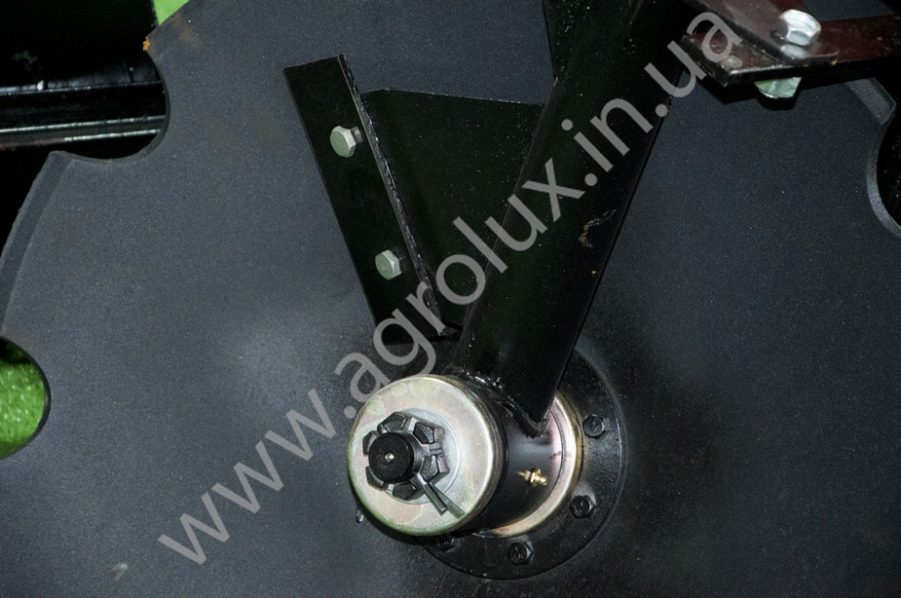 Борона дискова навісна АГ 2.1, (болт, підшипник 7508 / 7607) Борона дискова навісна АГ 2.1, (болт, підшипник 7508 / 7607)