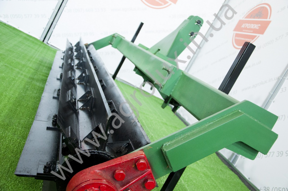 Коток-подрібнювач водоналивний навісний КЗК-3, (3 м.) Коток-подрібнювач водоналивний навісний КЗК-3, (3 м.)