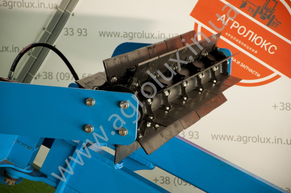 Коток-подрібнювач водоналивний рублячий КІП-6м. Коток-подрібнювач водоналивний рублячий КІП-6м.