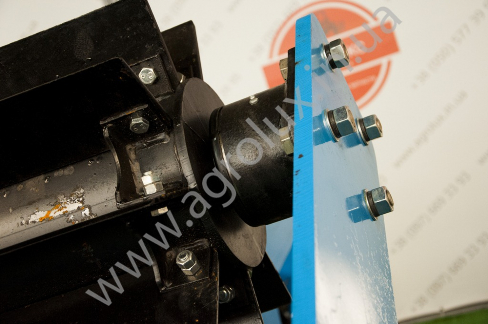 Коток-подрібнювач водоналивний рублячий КІП-6м. Коток-подрібнювач водоналивний рублячий КІП-6м.