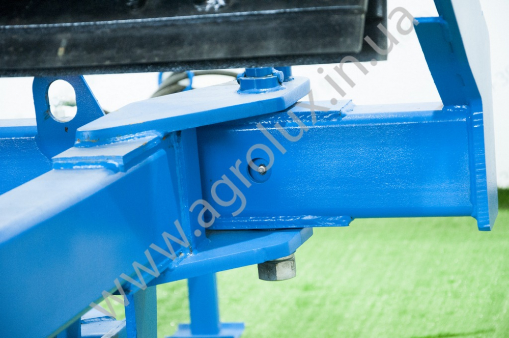 Коток-подрібнювач водоналивний рублячий КЗК 6-01 м. Коток-подрібнювач водоналивний рублячий КЗК 6-01 м.