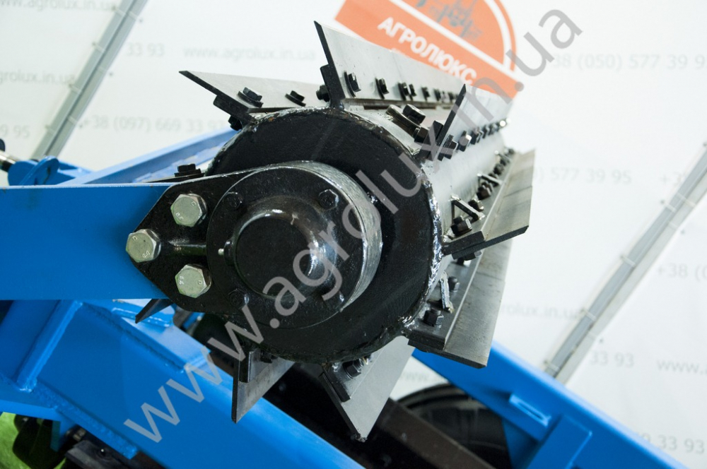 Коток-подрібнювач водоналивний рублячий КЗК 6-01 м. Коток-подрібнювач водоналивний рублячий КЗК 6-01 м.