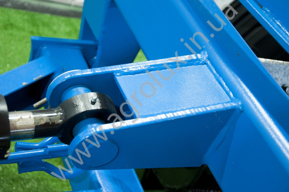 Коток-подрібнювач водоналивний рублячий КЗК 6-01 м. Коток-подрібнювач водоналивний рублячий КЗК 6-01 м.