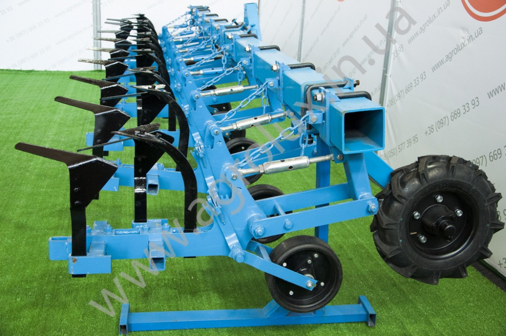 КМН-5.6 Культиватор міжрядний КМН-5.6 Культиватор міжрядний