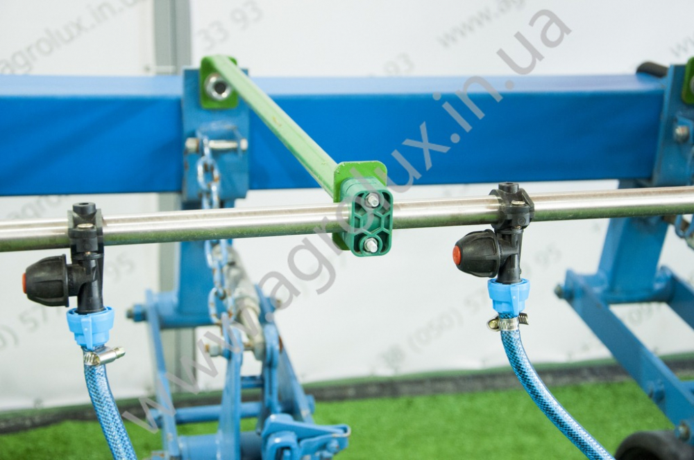 КМН-5.6 Культиватор міжрядний з системою КАС КМН-5.6 Культиватор міжрядний з системою КАС