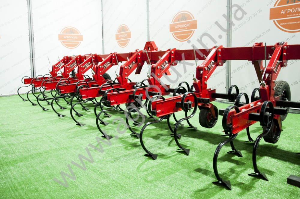 Культиватор КРН-S-5.6 із пружинною стійкою S-подібна Bellota Культиватор КРН-S-5.6 із пружинною стійкою S-подібна Bellota