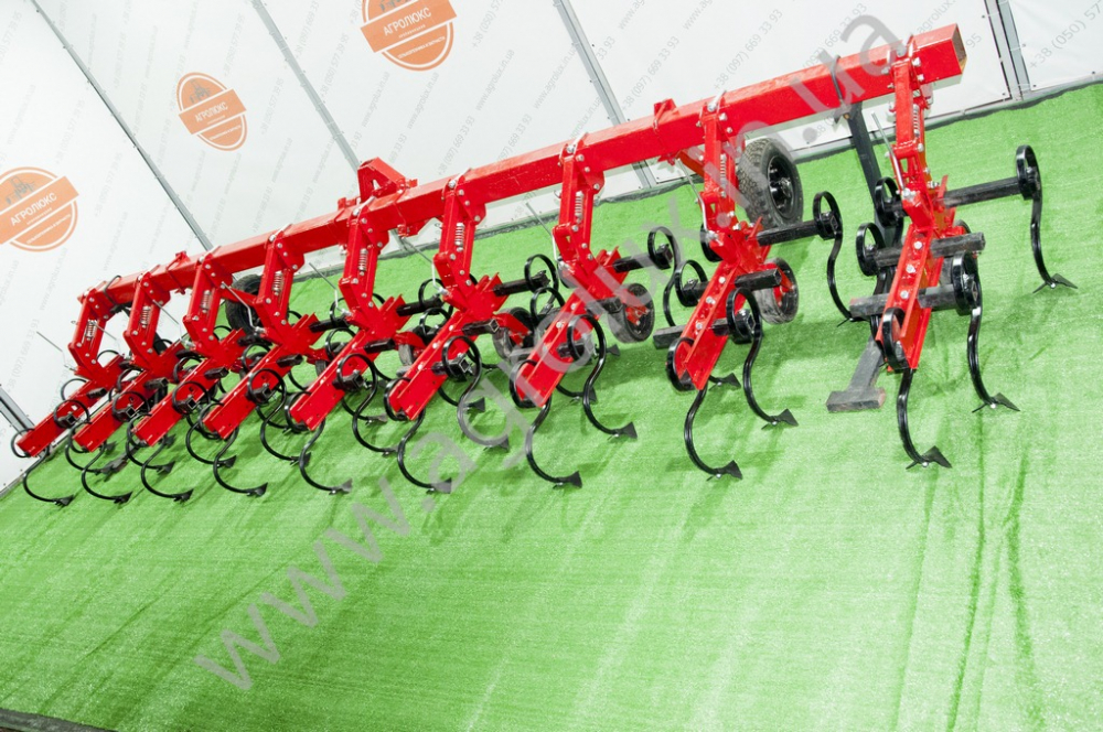 Культиватор КРН-S-5.6 із пружинною стійкою S-подібна Bellota Культиватор КРН-S-5.6 із пружинною стійкою S-подібна Bellota