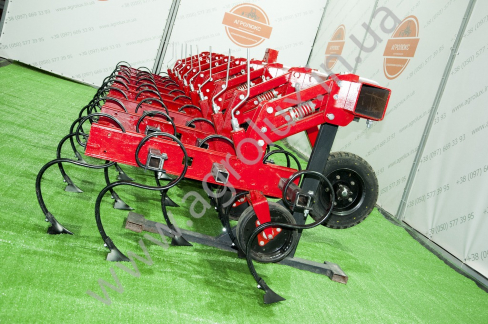 Культиватор КРН-S-5.6 із пружинною стійкою S-подібна Bellota Культиватор КРН-S-5.6 із пружинною стійкою S-подібна Bellota