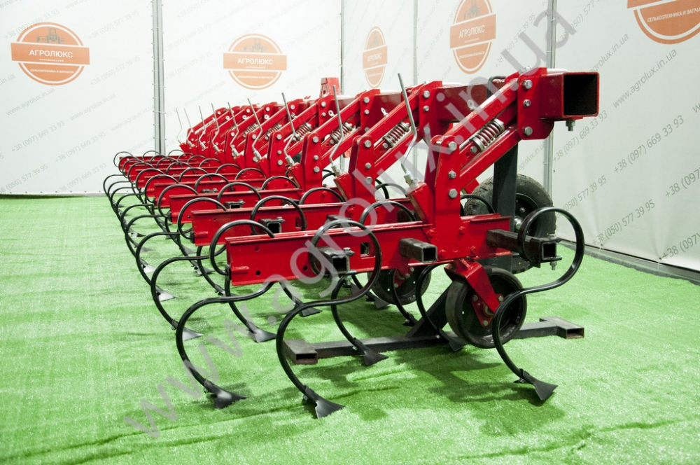 Культиватор КРН-S-5.6 із пружинною стійкою S-подібна Bellota Культиватор КРН-S-5.6 із пружинною стійкою S-подібна Bellota