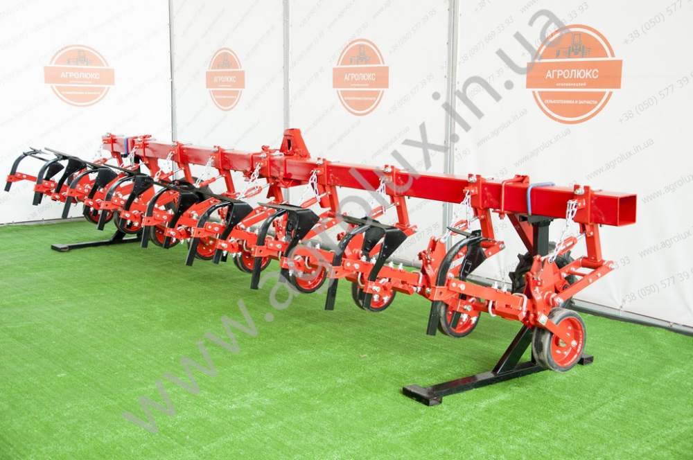 КРН-5.6 Культиватор міжрядний (8 РЯДКОВИЙ) КРН-5.6 Культиватор міжрядний (8 РЯДКОВИЙ)