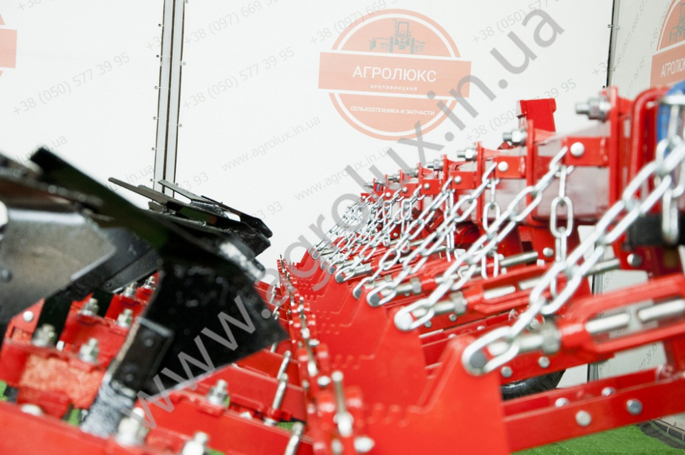 КРН-5.6 Культиватор міжрядний (8 РЯДКОВИЙ) КРН-5.6 Культиватор міжрядний (8 РЯДКОВИЙ)
