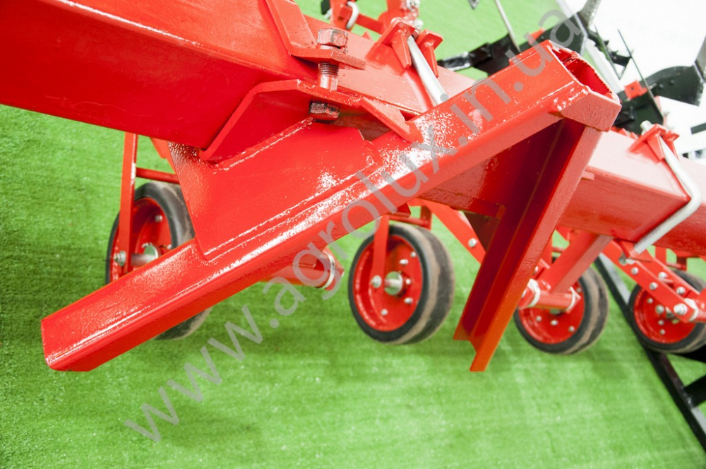 КРН-5.6 Культиватор міжрядний (8 РЯДКОВИЙ) КРН-5.6 Культиватор міжрядний (8 РЯДКОВИЙ)