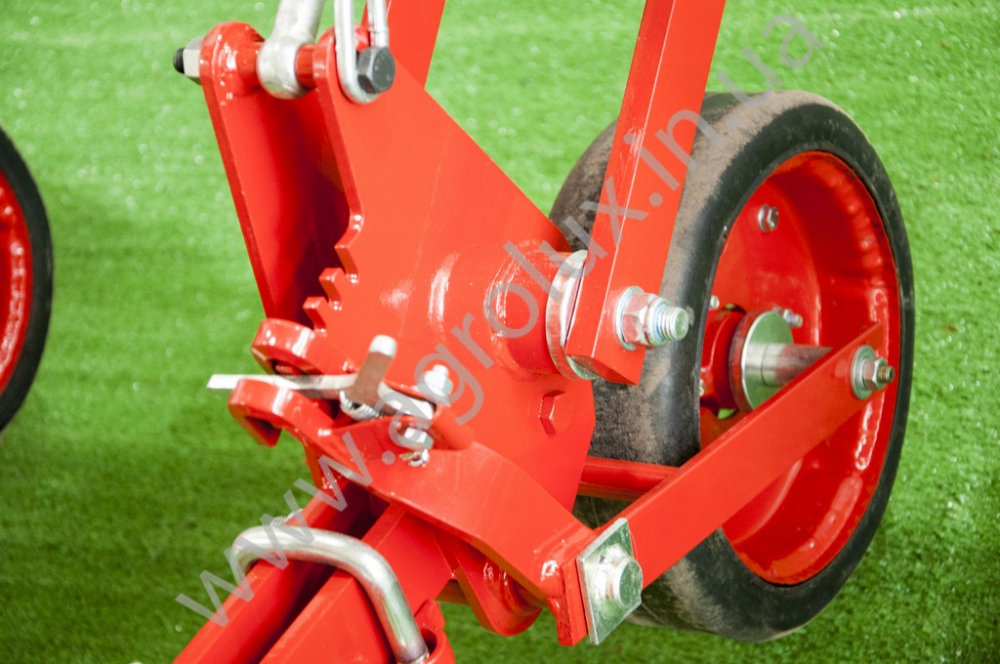 КРН-5.6 Культиватор міжрядний (8 РЯДКОВИЙ) КРН-5.6 Культиватор міжрядний (8 РЯДКОВИЙ)