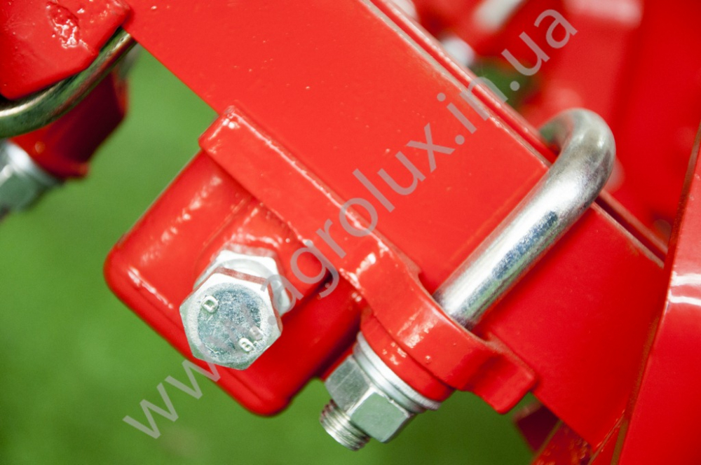 КРН-5.6 Культиватор міжрядний (8 РЯДКОВИЙ) КРН-5.6 Культиватор міжрядний (8 РЯДКОВИЙ)