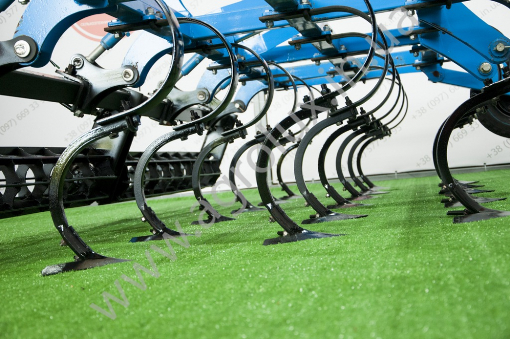 Культиватор навісний передпосівної обробки КНВО-3.6 Культиватор навісний передпосівної обробки КНВО-3.6