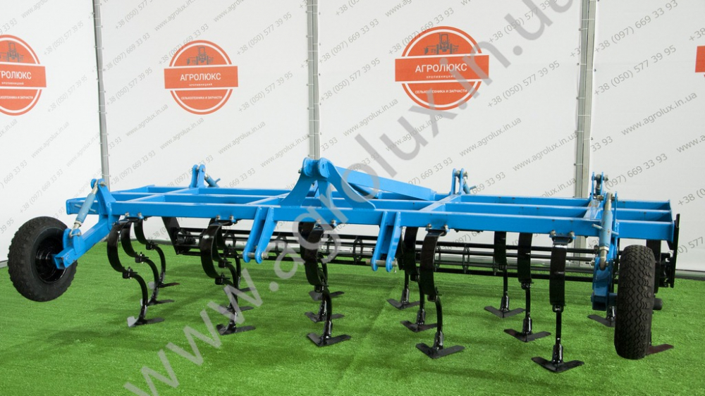Культиватор навісний передпосівної обробки КНВО-3.6 Культиватор навісний передпосівної обробки КНВО-3.6