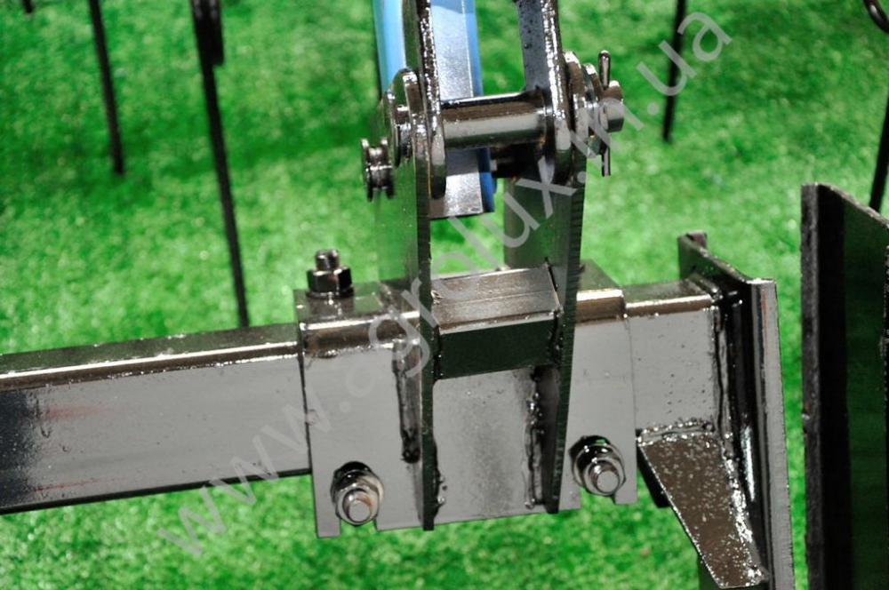 Культиватор грунтообробний широкозахватний КГШ 4.0 Культиватор грунтообробний широкозахватний КГШ 4.0