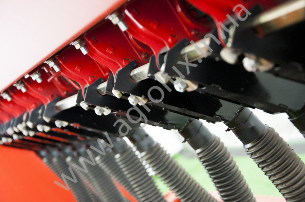 Зернова Сівалка МІНІ СЗ 1.8 - 12 (12 рядна) Зернова Сівалка МІНІ СЗ 1.8 - 12 (12 рядна)