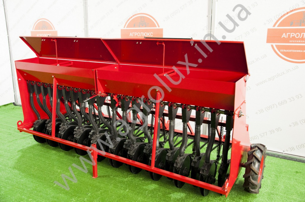 Зернова Сівалка МІНІ СЗ 3.0 - 20 (20 рядна) Зернова Сівалка МІНІ СЗ 3.0 - 20 (20 рядна)