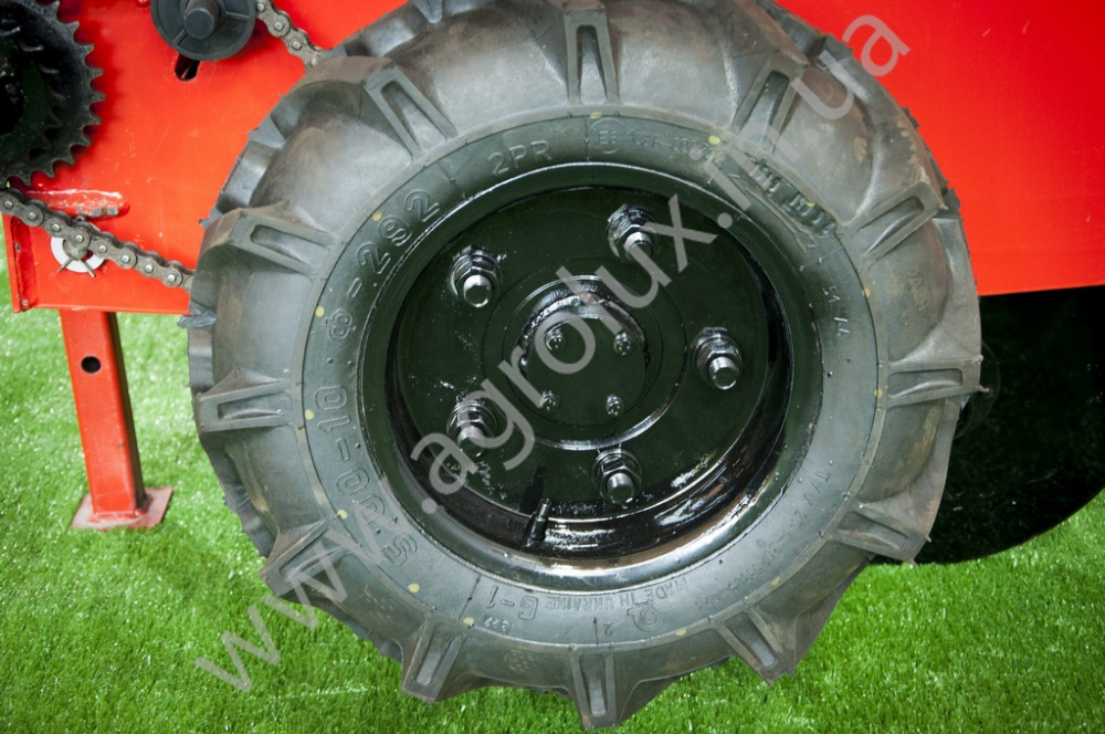 Зернова Сівалка МІНІ СЗ 1.95 - 13 (13 рядна) Зернова Сівалка МІНІ СЗ 1.95 - 13 (13 рядна)