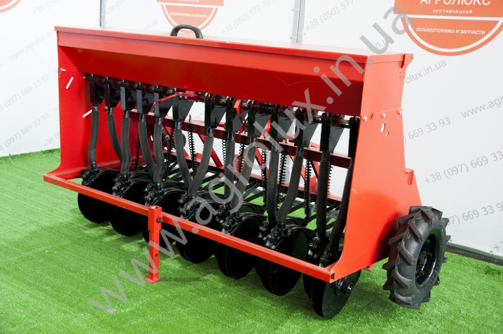 Зернова Сівалка МІНІ СЗ 1.95 - 13 (13 рядна) Зернова Сівалка МІНІ СЗ 1.95 - 13 (13 рядна)