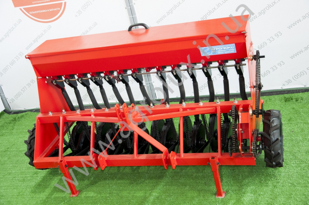 Зернова Сівалка МІНІ СЗ 2.1 - 14 (14 рядна) Зернова Сівалка МІНІ СЗ 2.1 - 14 (14 рядна)