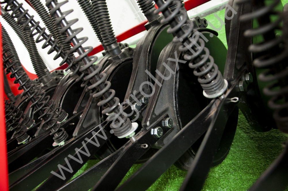 Зернова Сівалка МІНІ СЗ 2.25 - 15 (15 рядна) Зернова Сівалка МІНІ СЗ 2.25 - 15 (15 рядна)