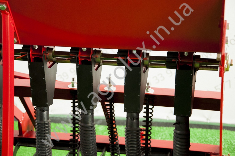 Зернова Сівалка МІНІ СЗ 2.25 - 15 (15 рядна) Зернова Сівалка МІНІ СЗ 2.25 - 15 (15 рядна)