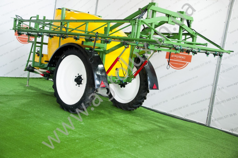 Оприскувач причіпний Вектор-3000 зі штангою 21 м., 3х форсунка Оприскувач причіпний Вектор-3000 зі штангою 21 м., 3х форсунка