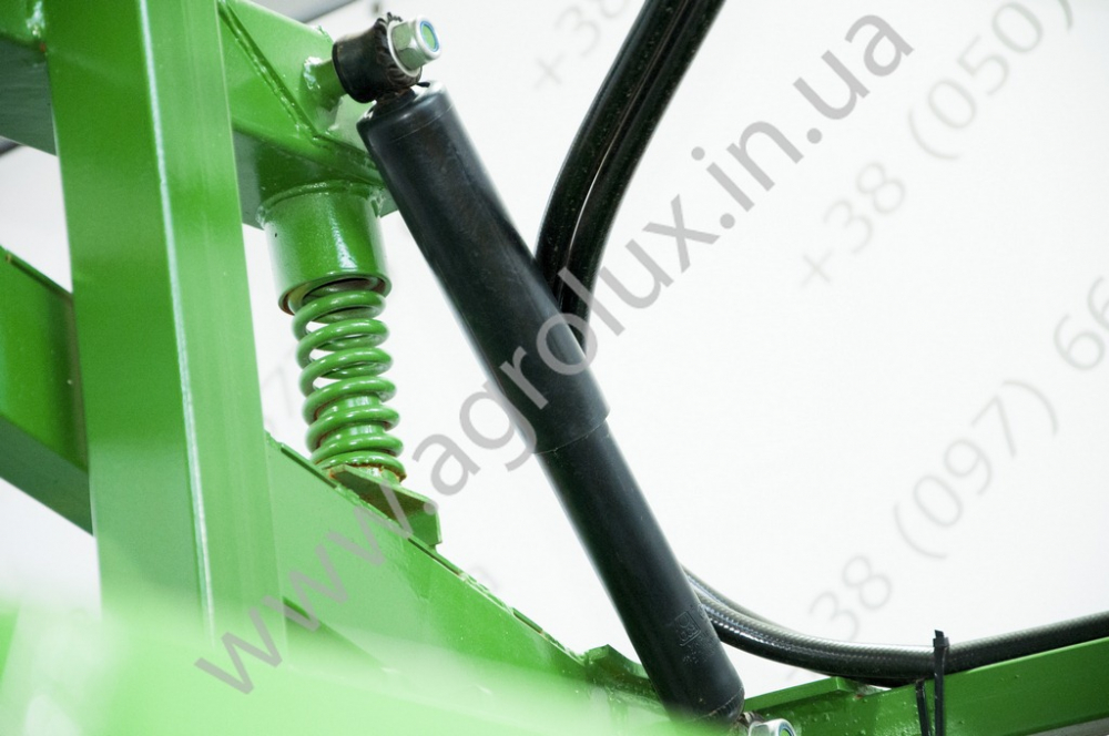 Оприскувач причіпний Вектор-3000 зі штангою 21 м., 3х форсунка Оприскувач причіпний Вектор-3000 зі штангою 21 м., 3х форсунка