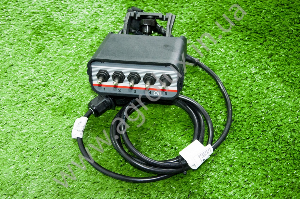 Оприскувач причіпний Оп 3000 зі штангою 22 м., 3х форсунка Міксер QUADRA 35, POLMAC Оприскувач причіпний Оп 3000 зі штангою 22 м., 3х форсунка Міксер QUADRA 35, POLMAC