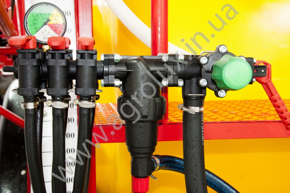 Оприскувач причіпний Оп 3000 зі штангою 22 м., 3х форсунка Міксер QUADRA 35, POLMAC Оприскувач причіпний Оп 3000 зі штангою 22 м., 3х форсунка Міксер QUADRA 35, POLMAC