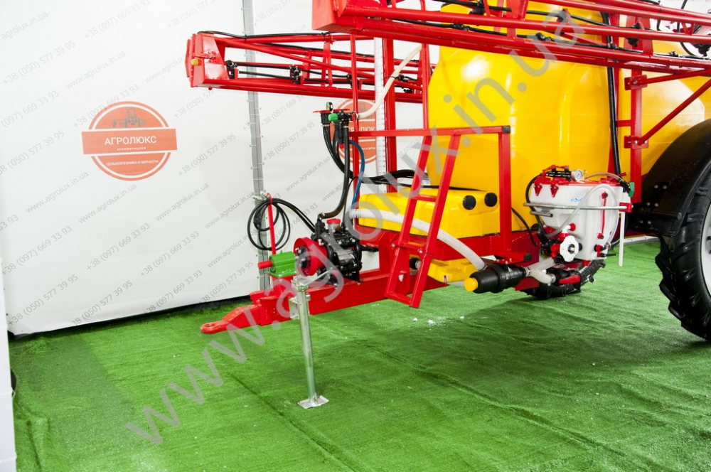 Оприскувач причіпний Оп 3000 зі штангою 22 м., 3х форсунка Міксер QUADRA 35, POLMAC Оприскувач причіпний Оп 3000 зі штангою 22 м., 3х форсунка Міксер QUADRA 35, POLMAC