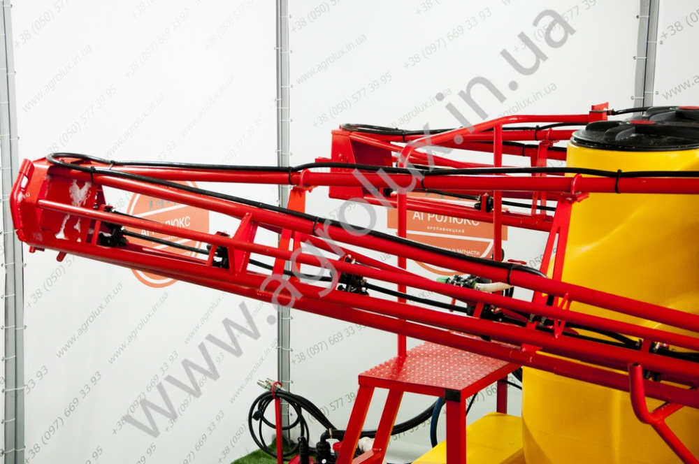 Оприскувач причіпний Оп 3000 зі штангою 22 м., 3х форсунка Міксер QUADRA 35, POLMAC Оприскувач причіпний Оп 3000 зі штангою 22 м., 3х форсунка Міксер QUADRA 35, POLMAC