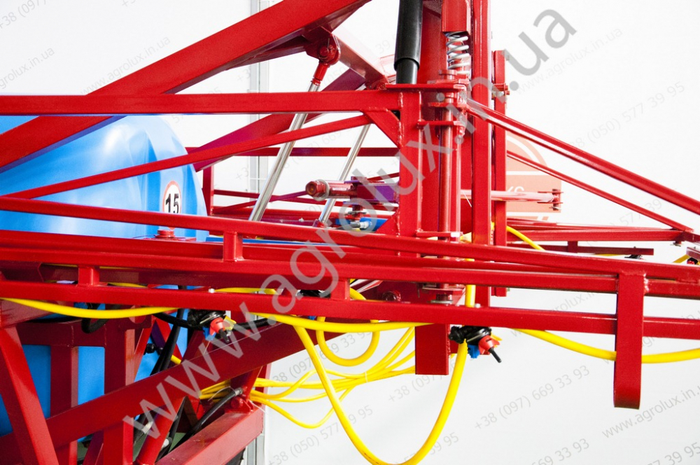 Оприскувач причіпний Polmark-2500 зі штангою 18 м., гідравлічна штанга Оприскувач причіпний Polmark-2500 зі штангою 18 м., гідравлічна штанга