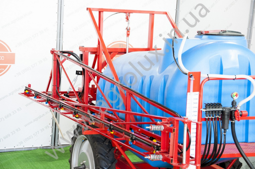Оприскувач причіпний Polmark-2500 зі штангою 18 м. (Механічна, підйом гідравліка) Оприскувач причіпний Polmark-2500 зі штангою 18 м. (Механічна, підйом гідравліка)