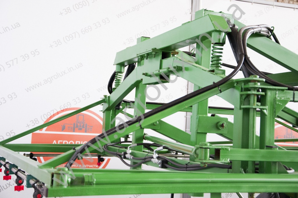 Оприскувач причіпний Вектор-2000 зі штангою 18 м. 1х форсунка Оприскувач причіпний Вектор-2000 зі штангою 18 м. 1х форсунка