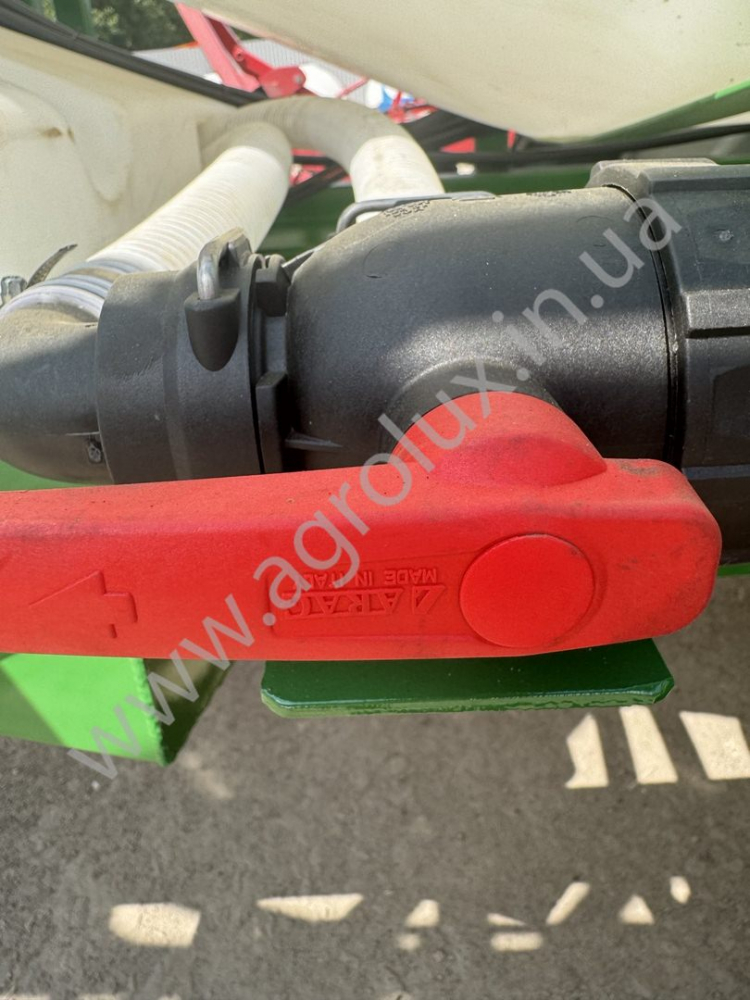 Оприскувач причіпний Polmark-2000 зі штангою 21 м., гідравлічна штанга Оприскувач причіпний Polmark-2000 зі штангою 21 м., гідравлічна штанга