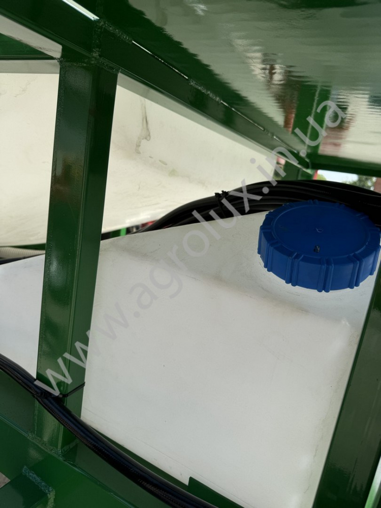 Оприскувач причіпний Polmark-2000 зі штангою 21 м., гідравлічна штанга Оприскувач причіпний Polmark-2000 зі штангою 21 м., гідравлічна штанга