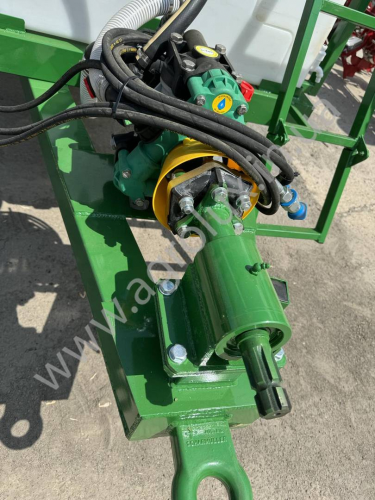 Оприскувач причіпний Polmark-2000 зі штангою 21 м., гідравлічна штанга Оприскувач причіпний Polmark-2000 зі штангою 21 м., гідравлічна штанга