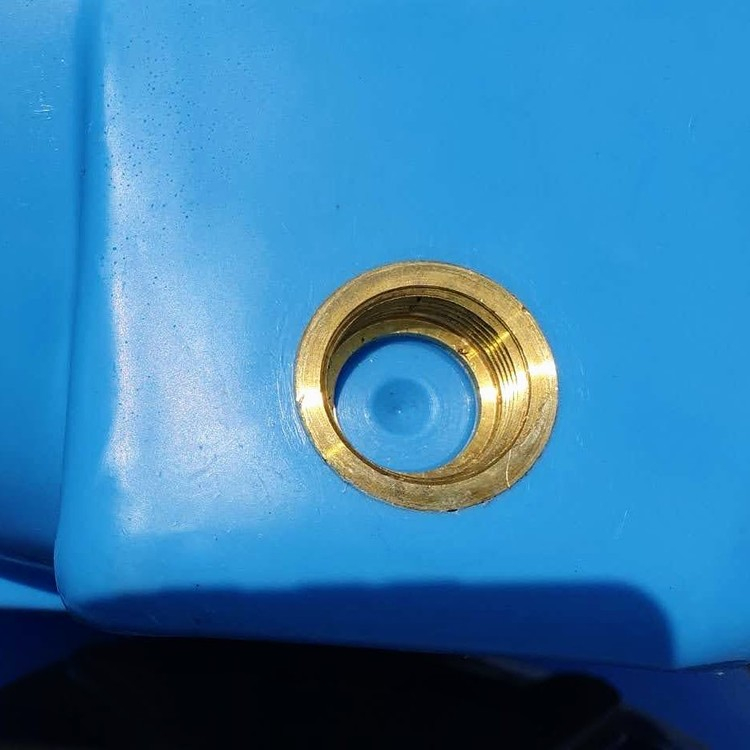 Ємність G-250 для води та харчових продуктів, бочка для зберігання дизельного палива або хімічних речовин Ємність G-250 для води та харчових продуктів, бочка для зберігання дизельного палива або хімічних речовин